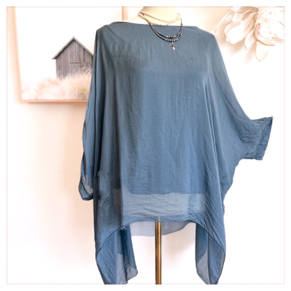 Elegant Blue Women's Blouse